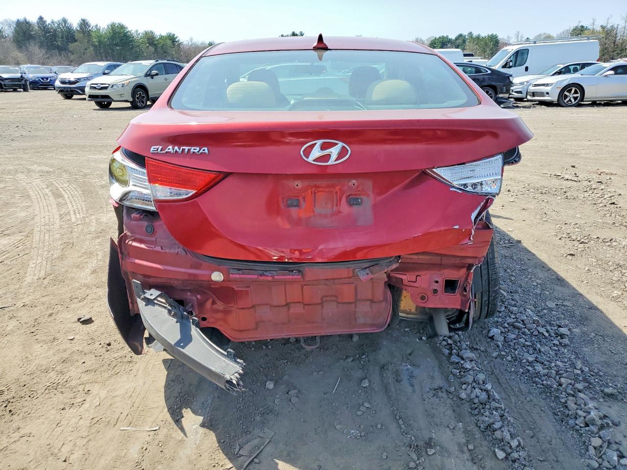HYUNDAI ELANTRA