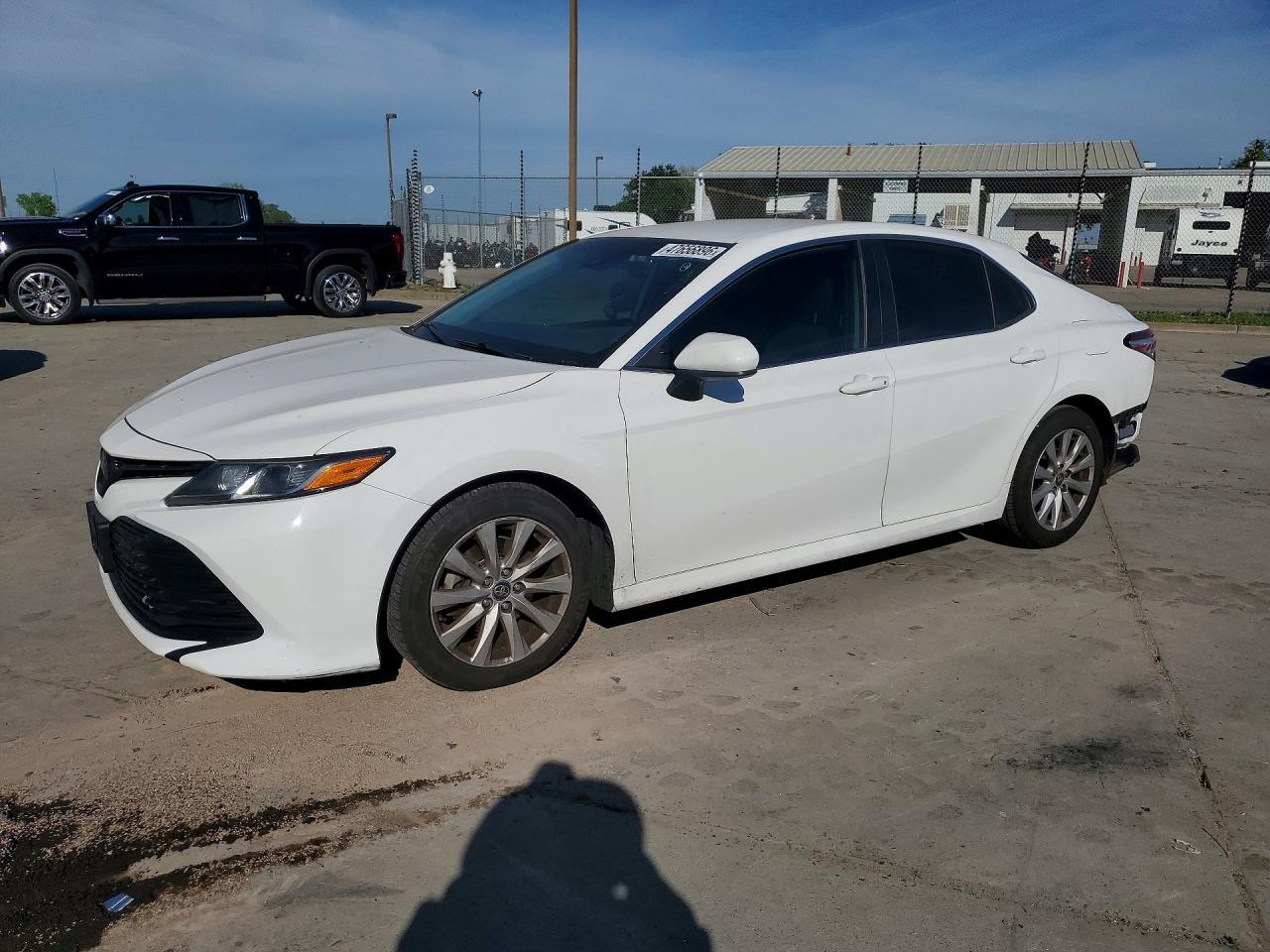 2020 TOYOTA CAMRY — фото 1