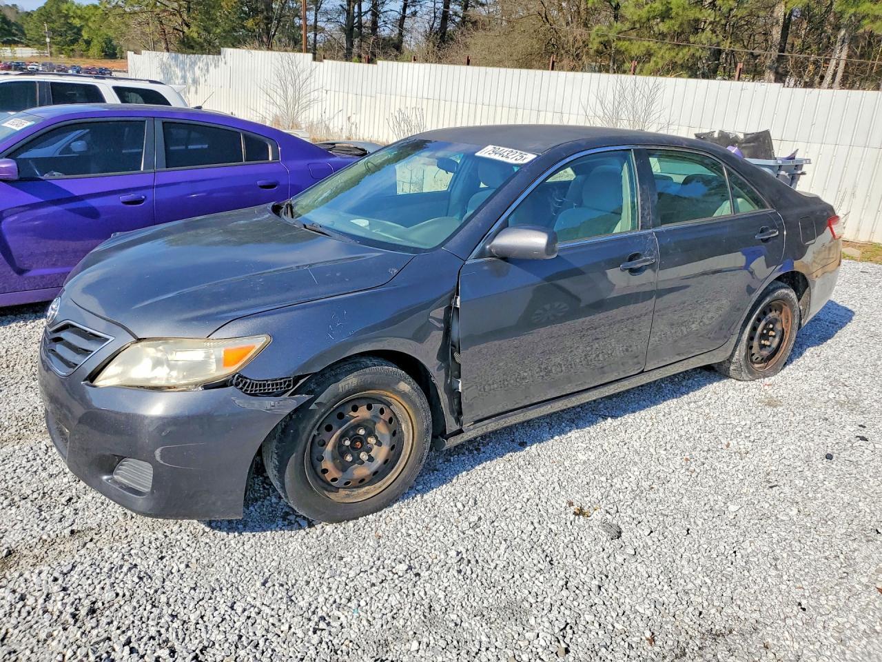 2011 TOYOTA CAMRY — фото 1