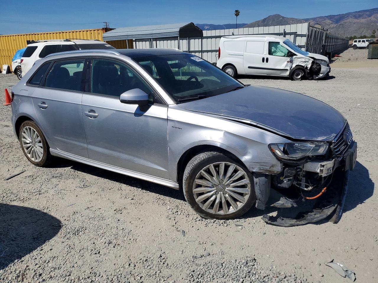 2016 AUDI A3 — фото 4