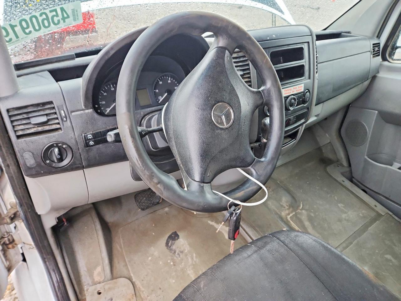 MERCEDES-BENZ SPRINTER