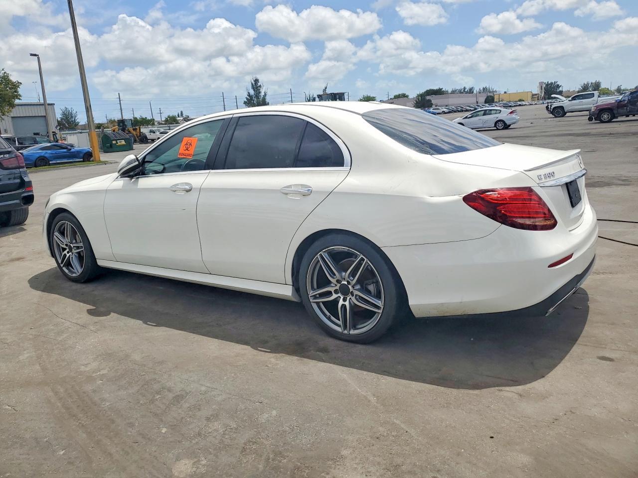 2019 MERCEDES-BENZ E-CLASS — фото 2