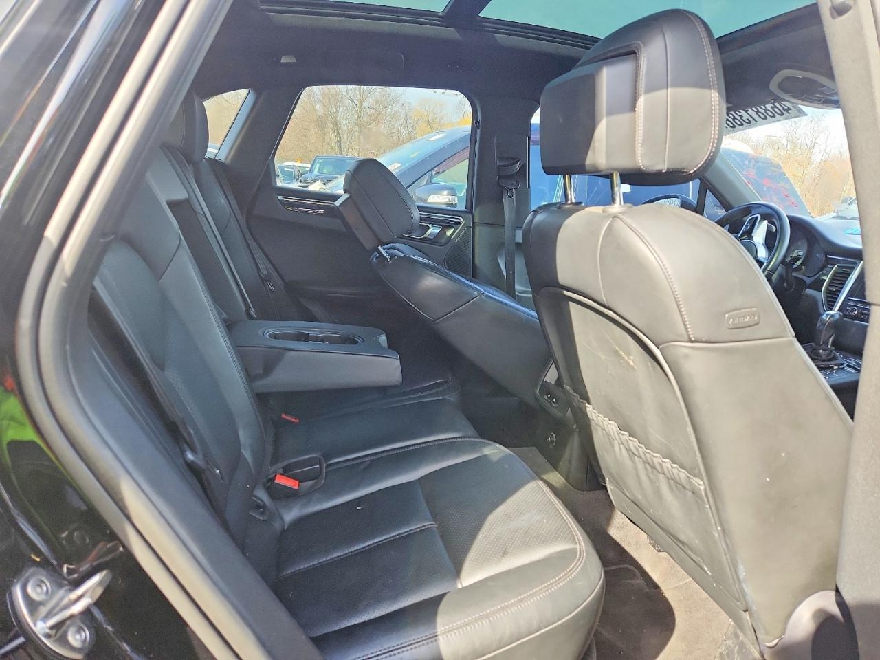 2015 PORSCHE MACAN — фото 11