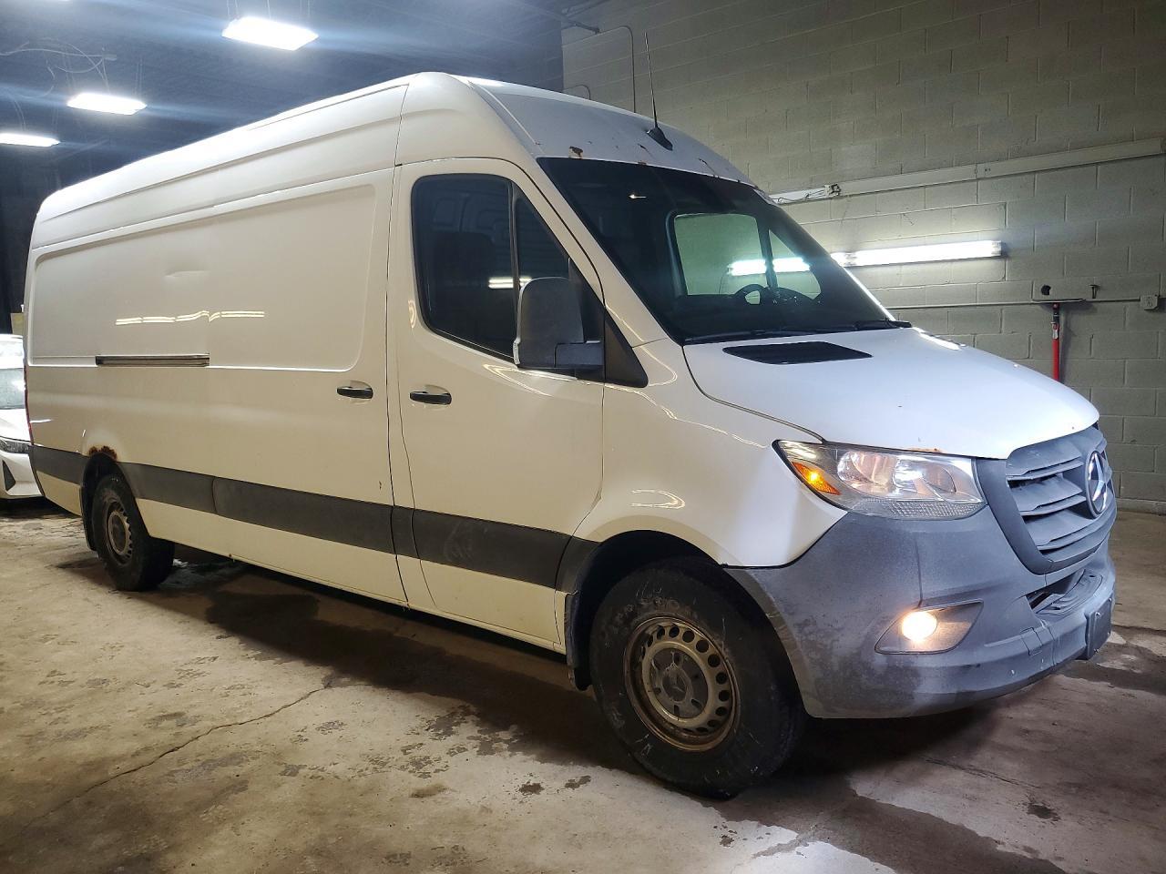 MERCEDES-BENZ SPRINTER