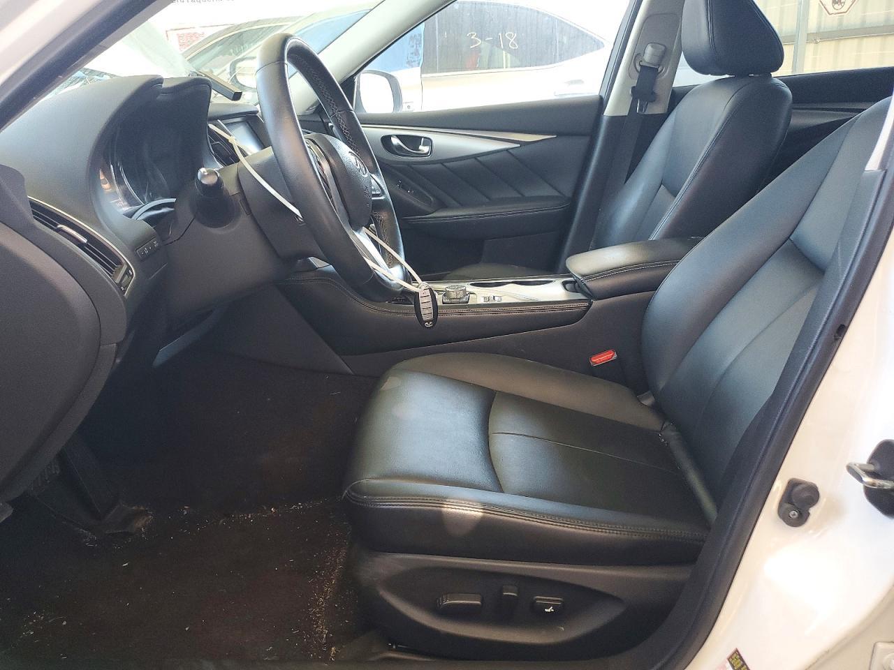 INFINITI Q50