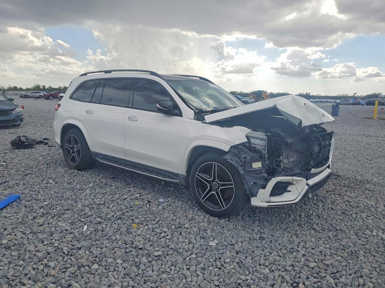 2024 MERCEDES-BENZ GLS-CLASS — фото 4