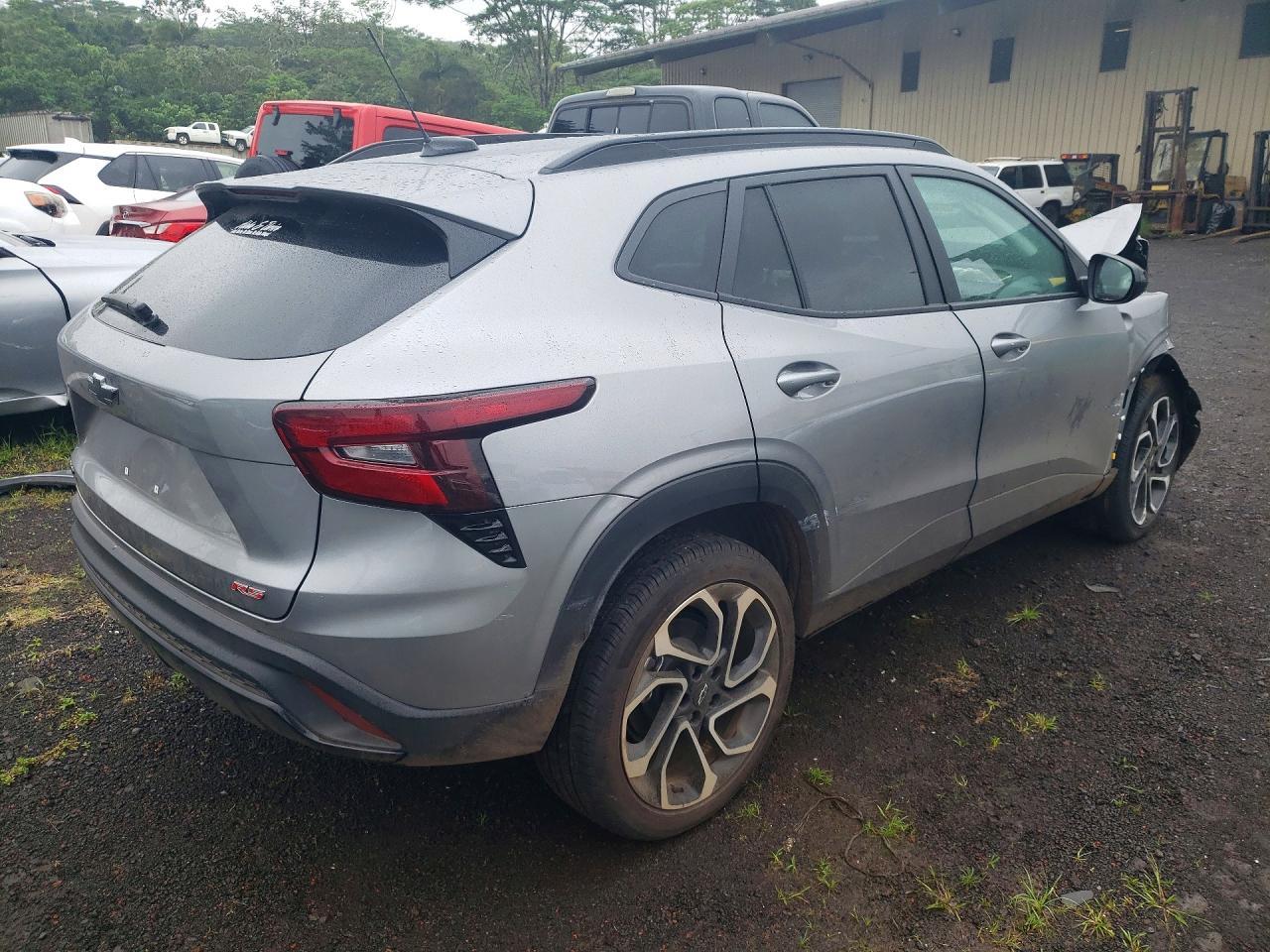 CHEVROLET TRAX