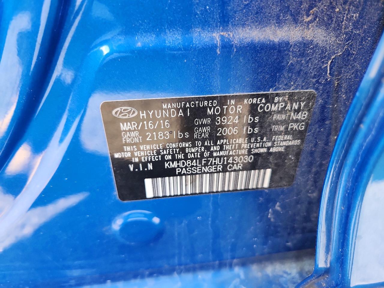 HYUNDAI ELANTRA