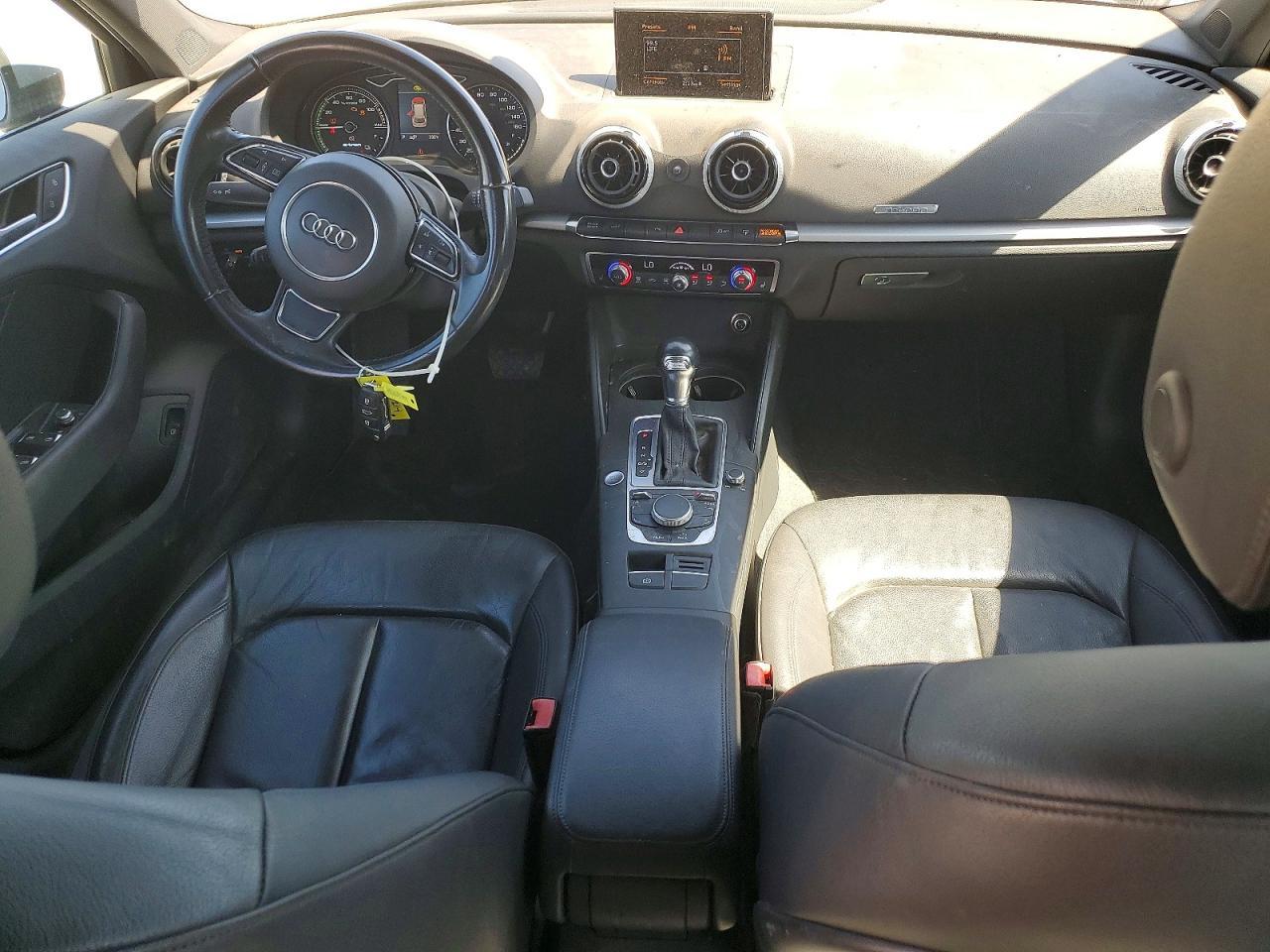 2016 AUDI A3 — фото 8