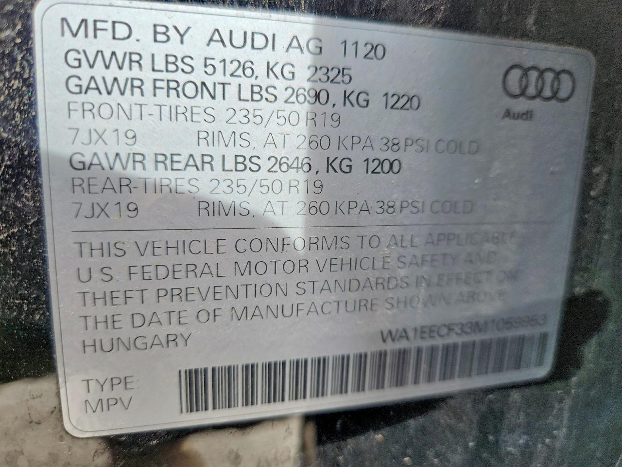 AUDI Q3