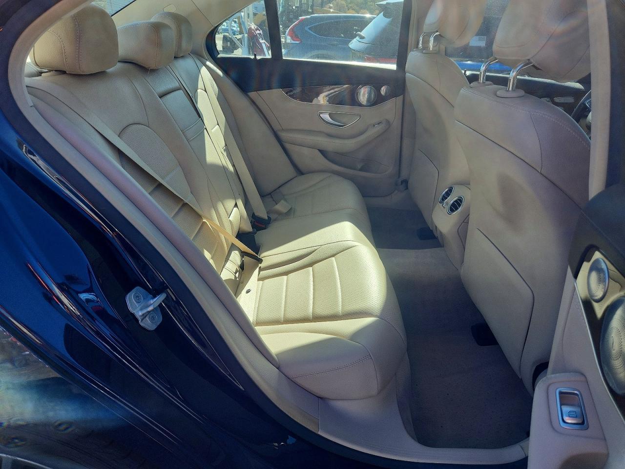 2015 MERCEDES-BENZ C-CLASS — фото 10