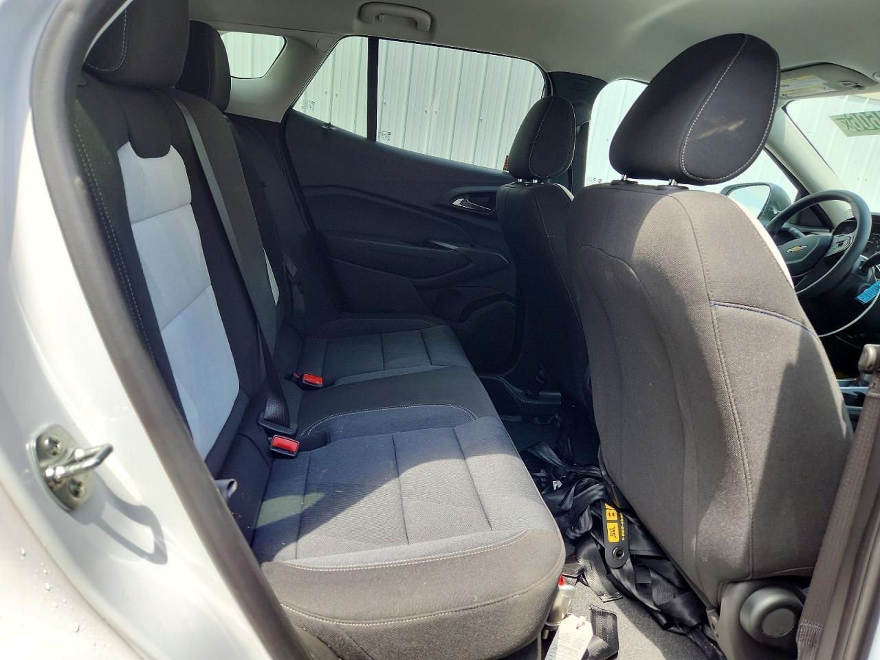 CHEVROLET TRAX