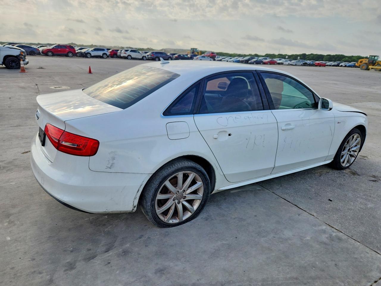 2014 AUDI A4 — фото 3