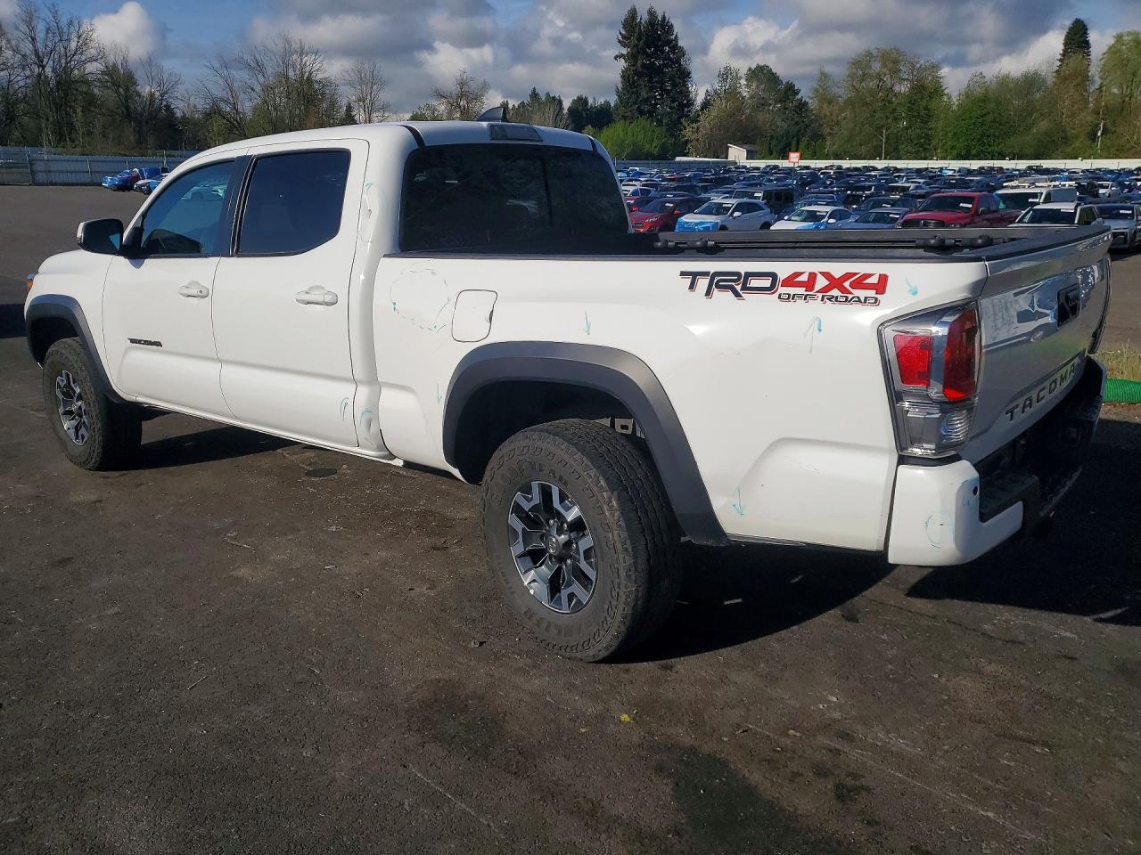 TOYOTA TACOMA