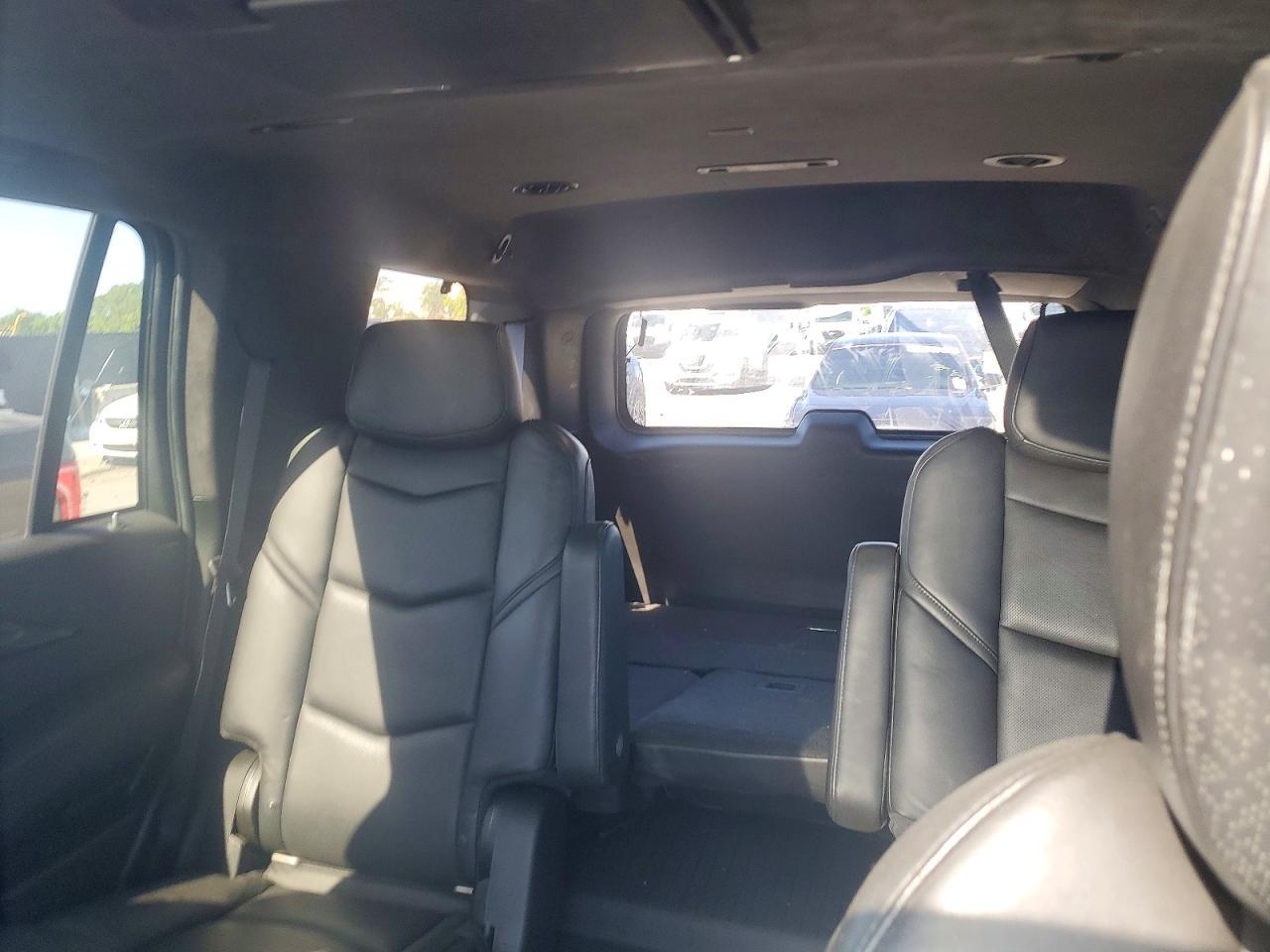 2019 CADILLAC ESCALADE — фото 10