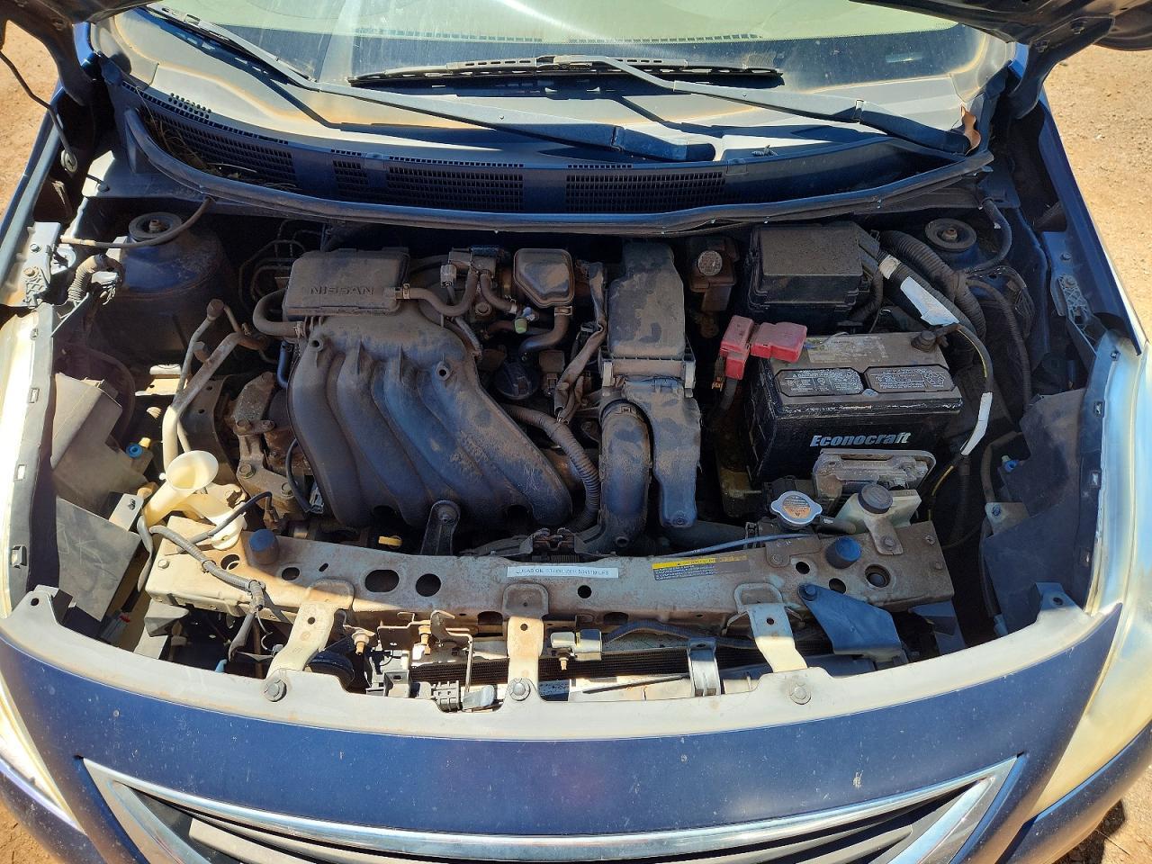 NISSAN VERSA