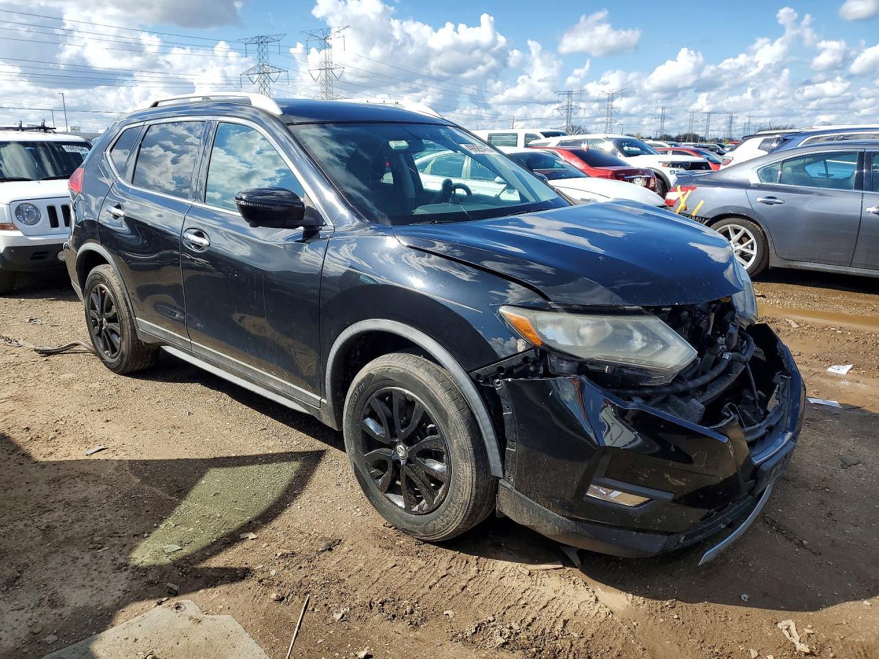 2017 NISSAN ROGUE — фото 4