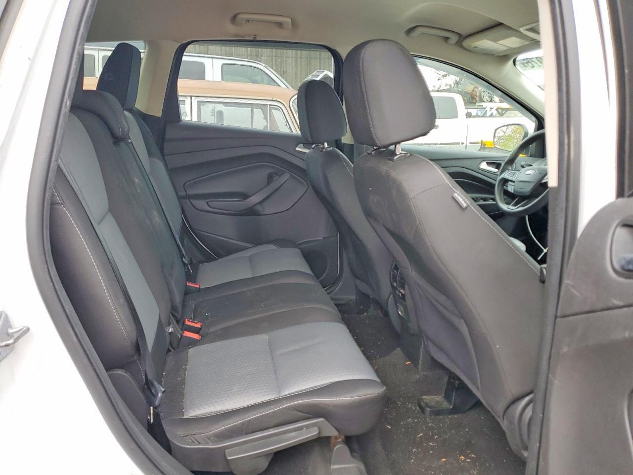 FORD ESCAPE