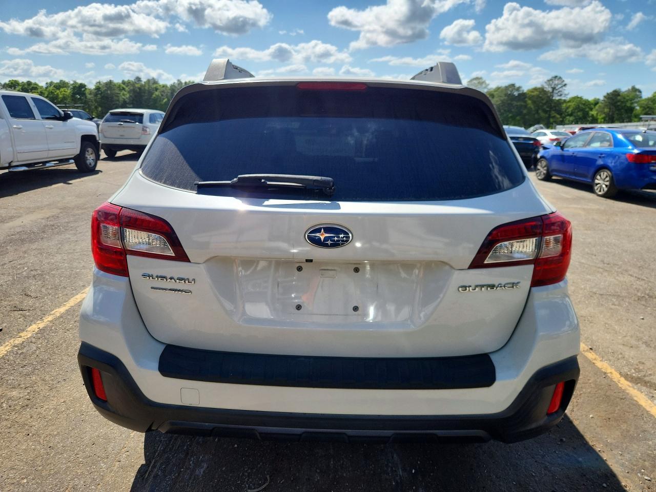 SUBARU OUTBACK