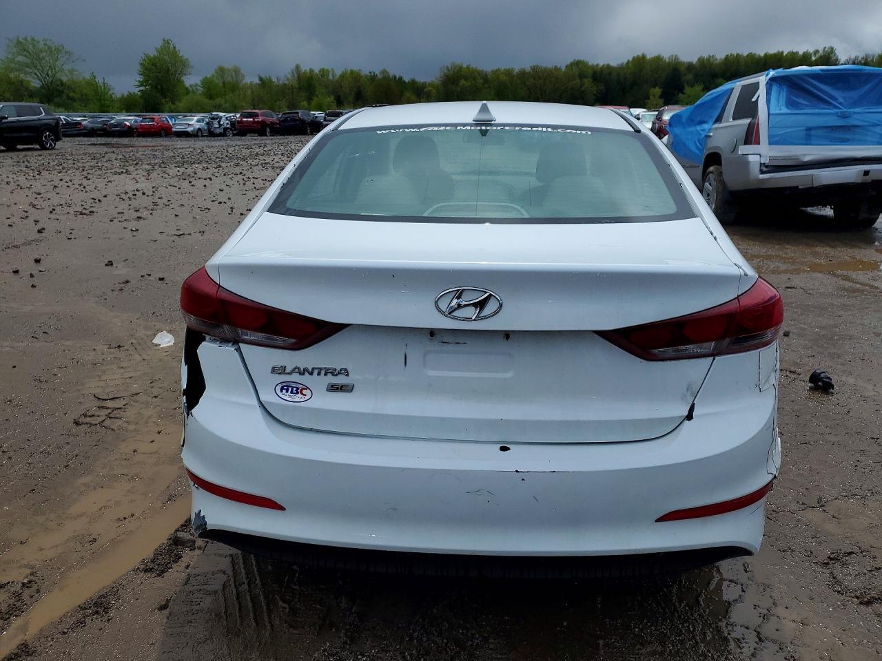 2017 HYUNDAI ELANTRA — фото 6