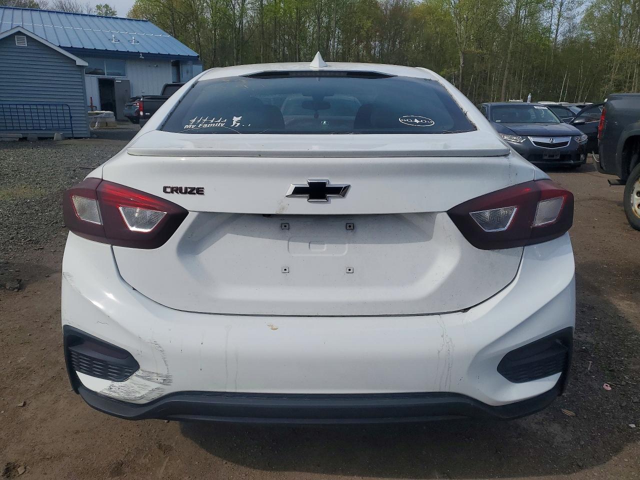 CHEVROLET CRUZE