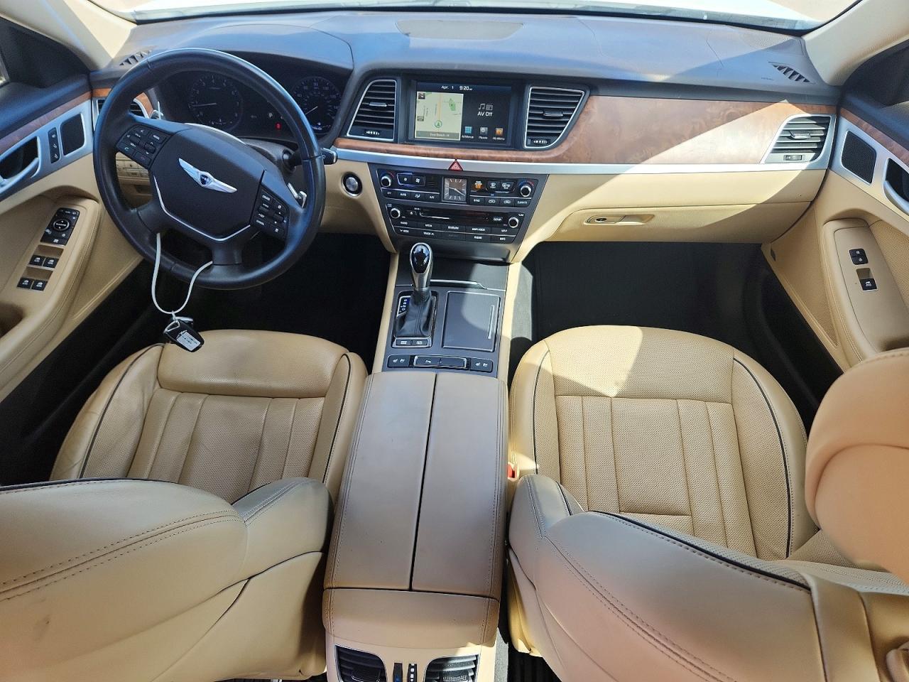 HYUNDAI GENESIS