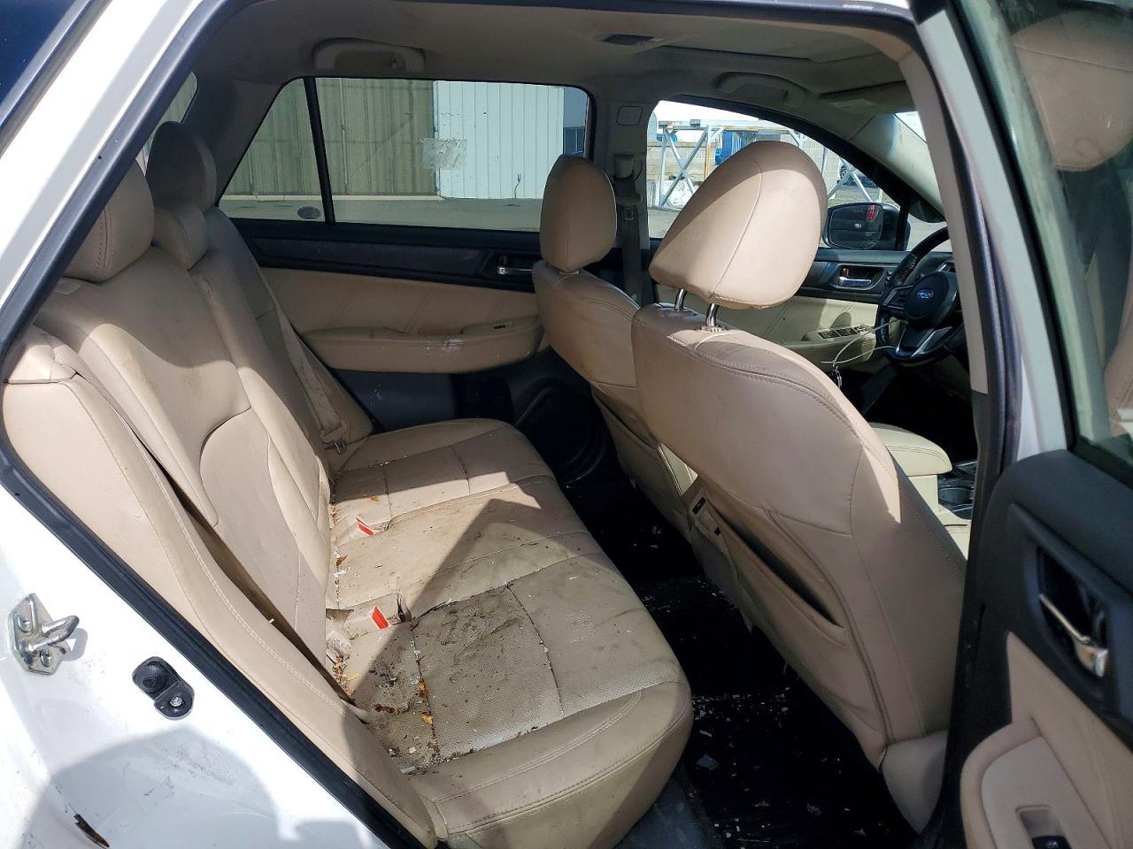 SUBARU OUTBACK