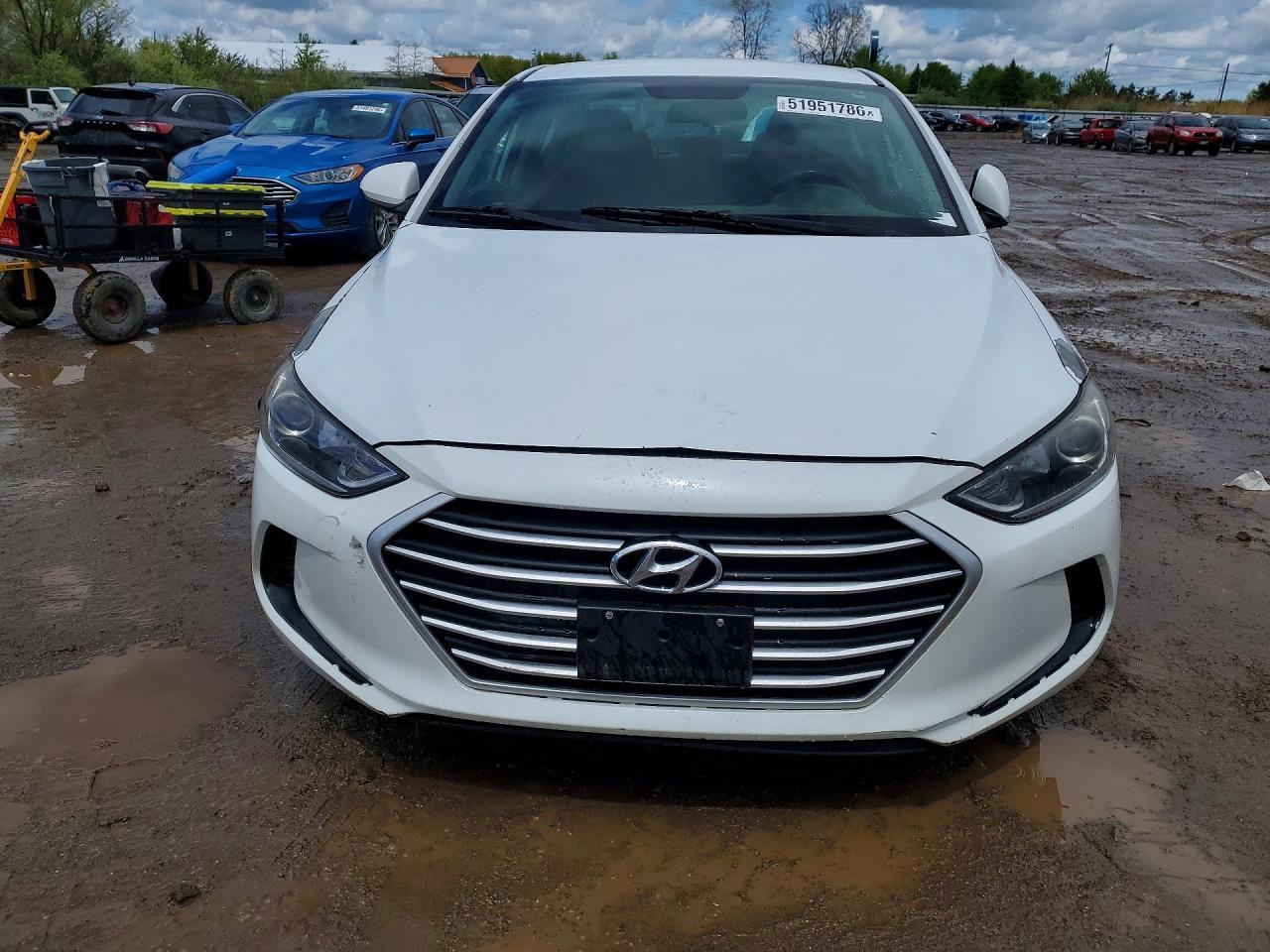 2017 HYUNDAI ELANTRA — фото 5