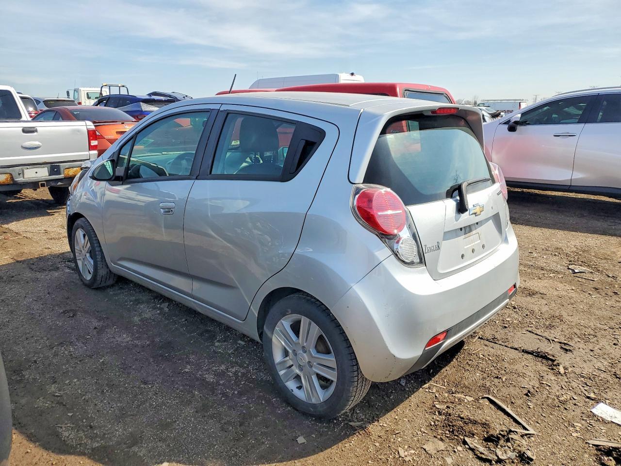 2013 CHEVROLET SPARK — фото 2