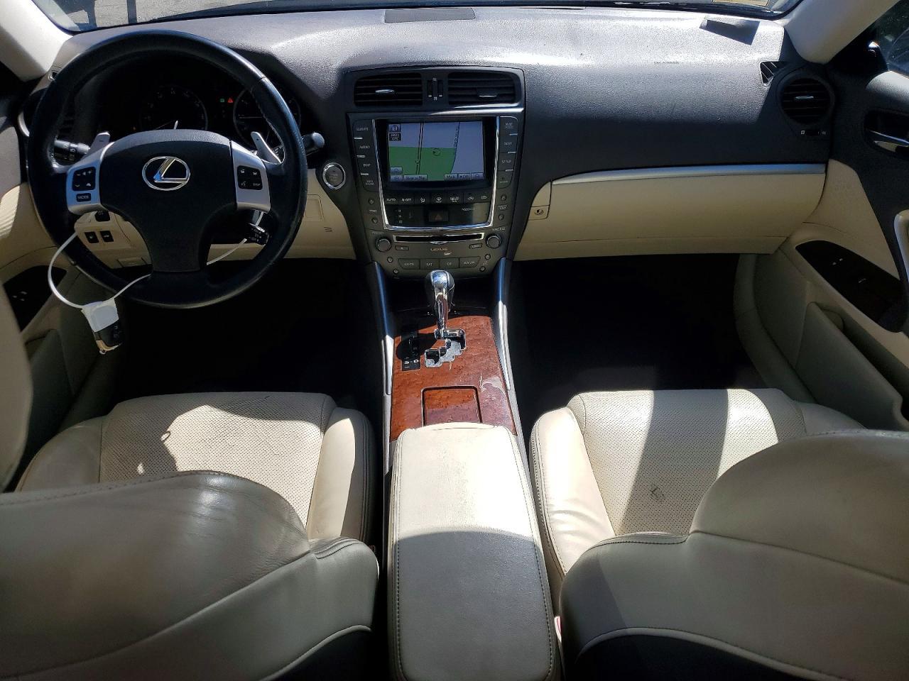 2012 LEXUS IS 250 — фото 8