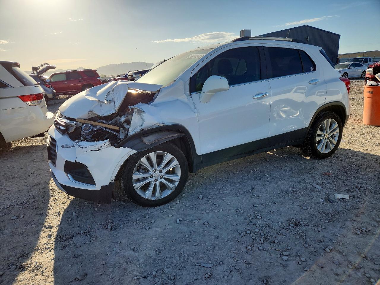 CHEVROLET TRAX