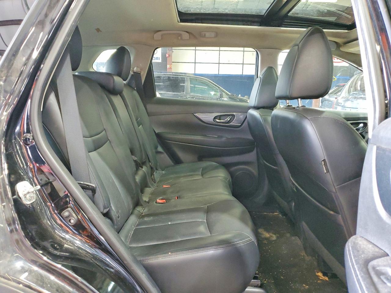 NISSAN ROGUE