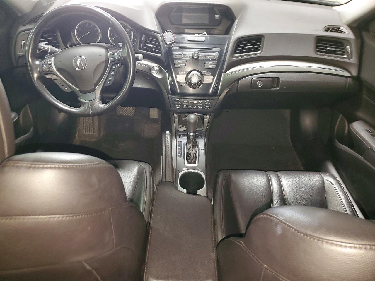 2020 ACURA ILX — фото 8