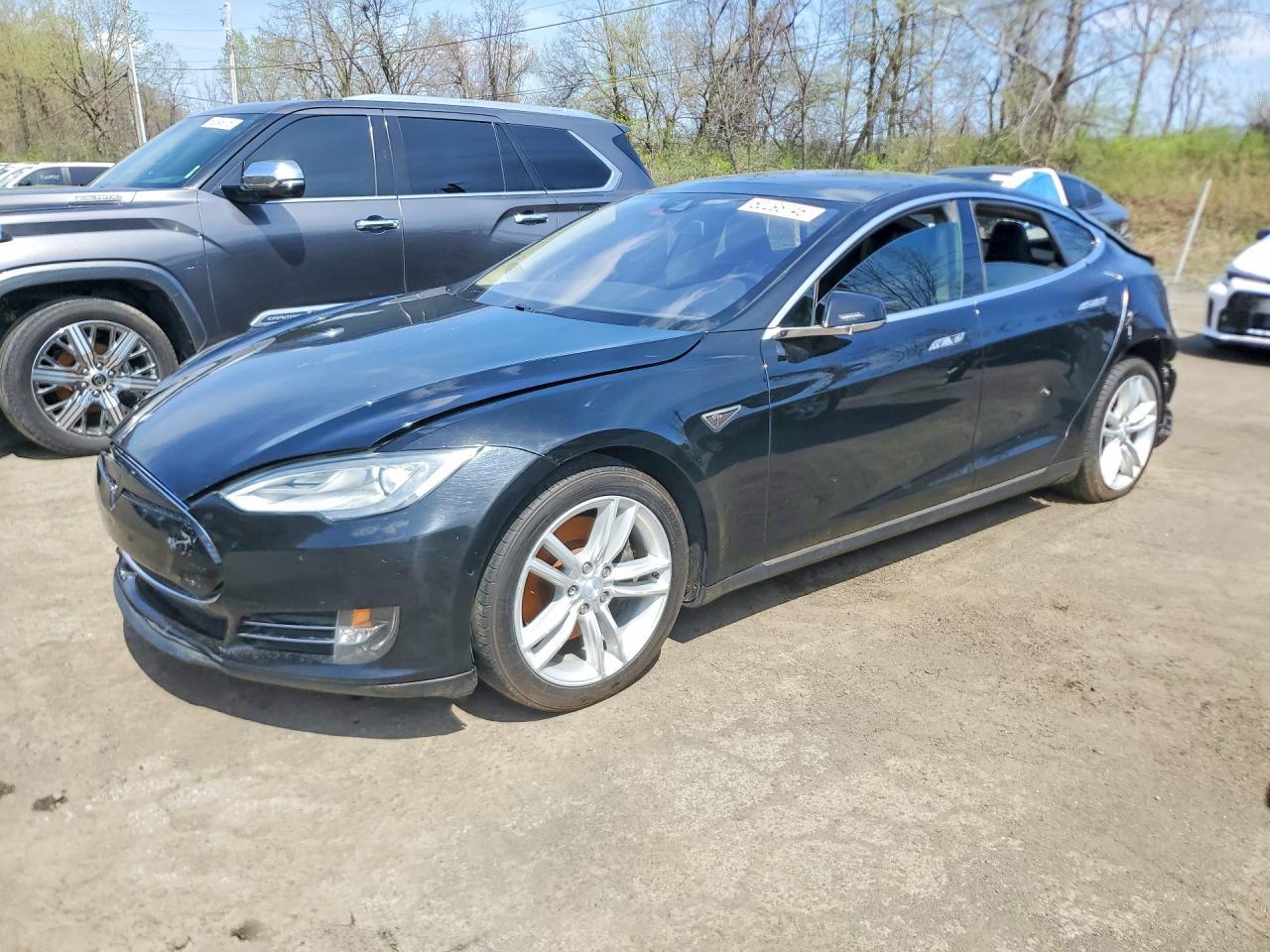 2015 TESLA MODEL S — фото 1