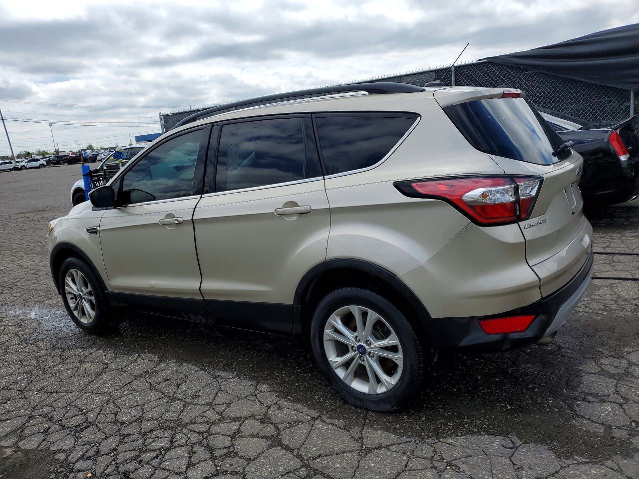 FORD ESCAPE