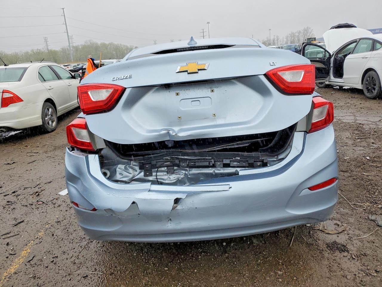 CHEVROLET CRUZE