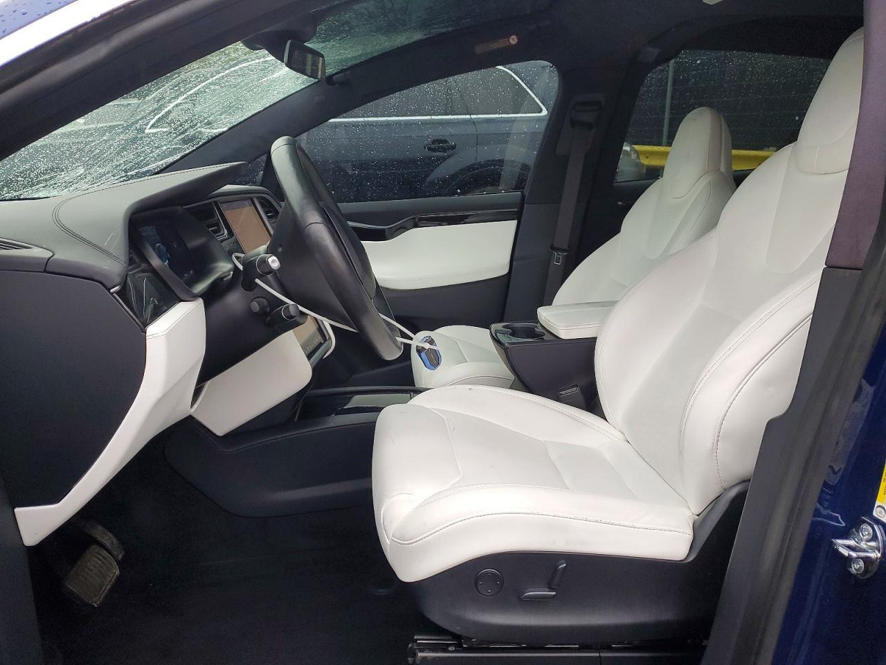 2019 TESLA MODEL X — фото 7