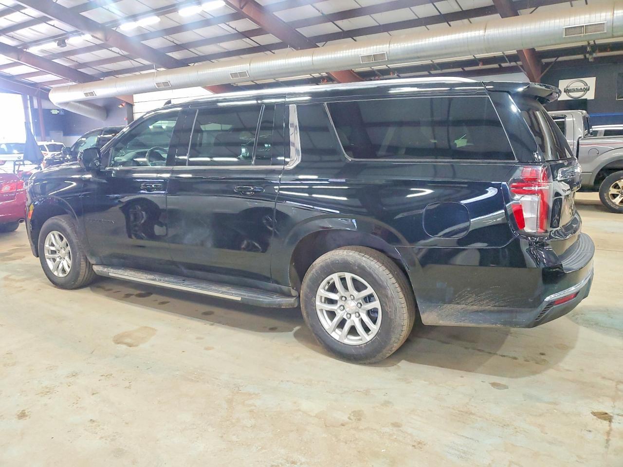 CHEVROLET SUBURBAN