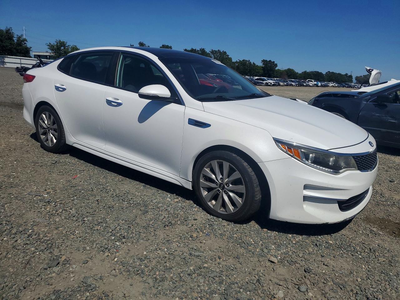 2016 KIA OPTIMA — фото 4