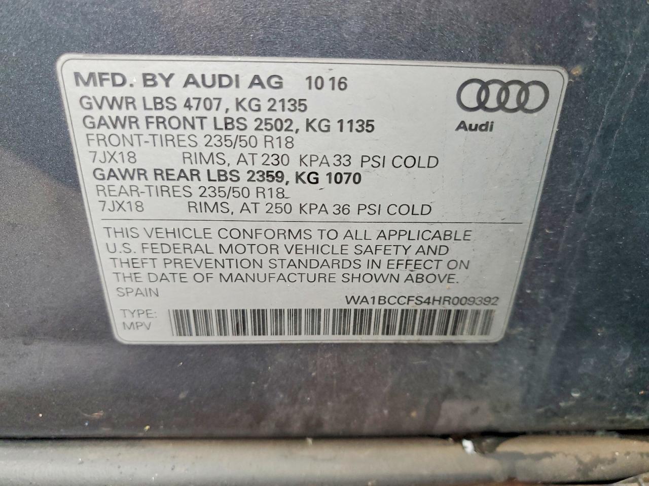 AUDI Q3