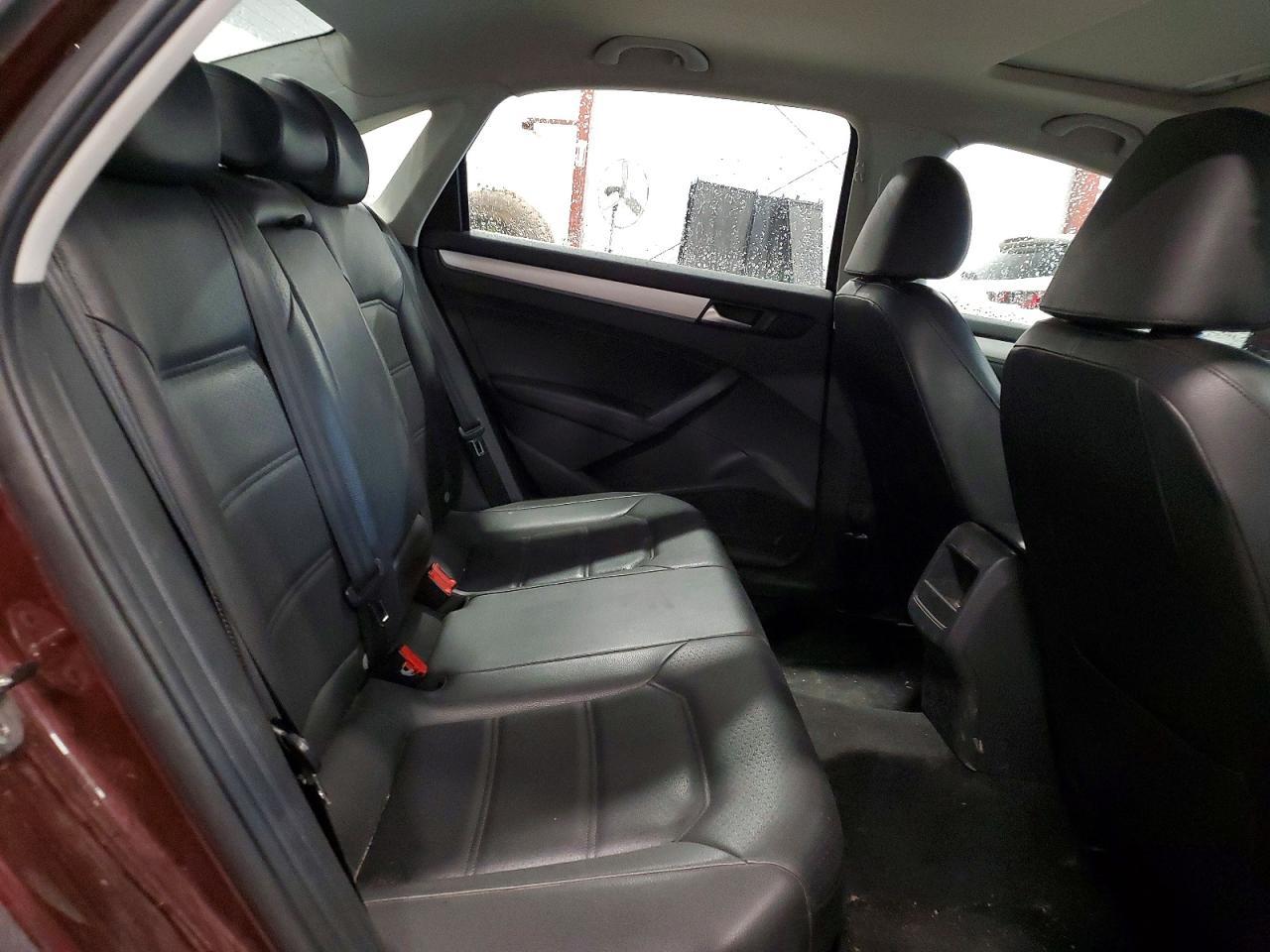 2012 VOLKSWAGEN PASSAT — фото 10