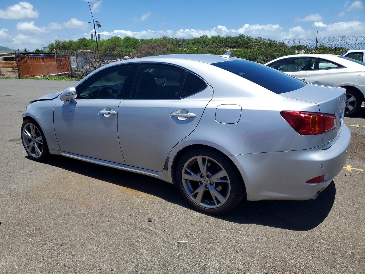 LEXUS IS