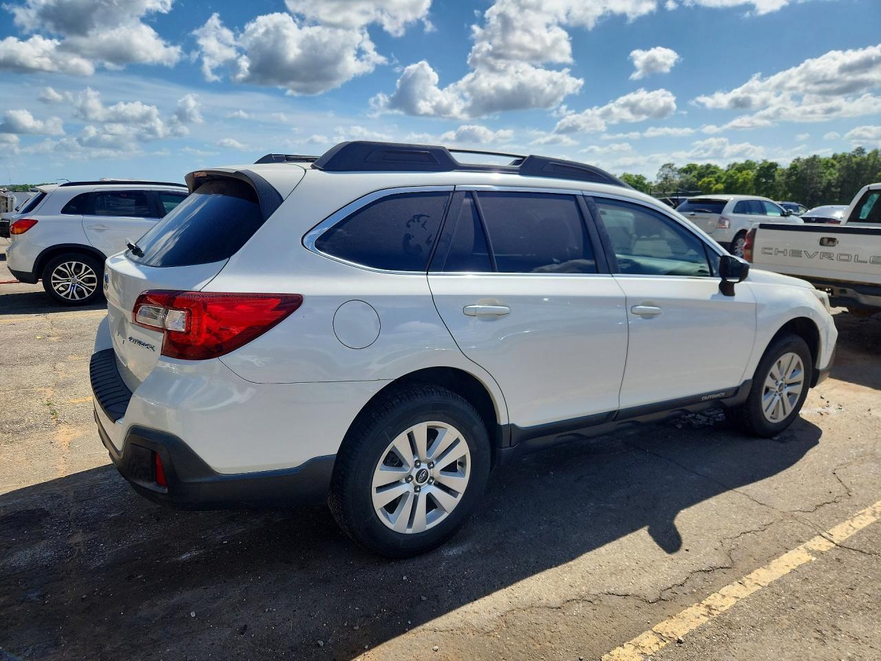 SUBARU OUTBACK