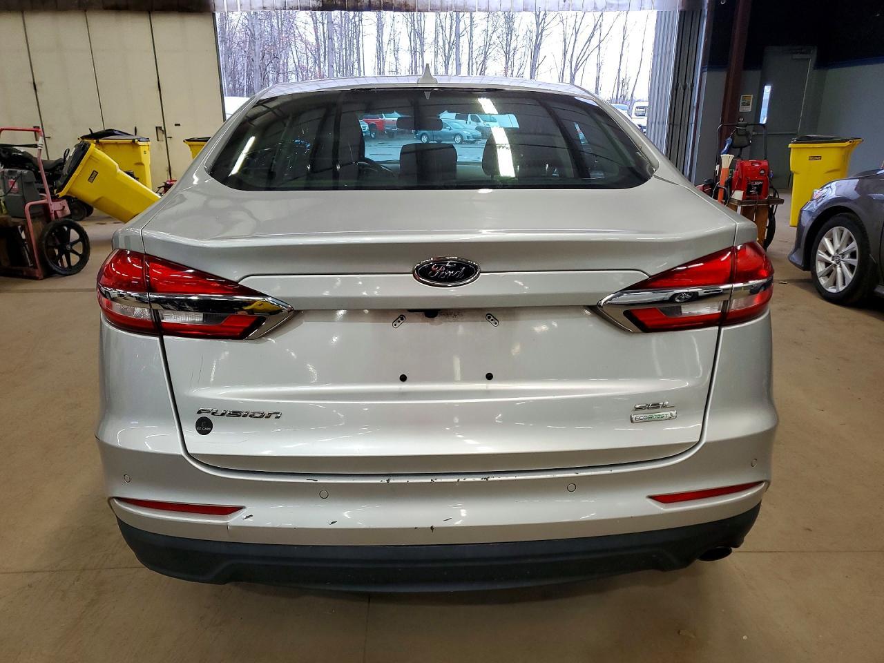 FORD FUSION