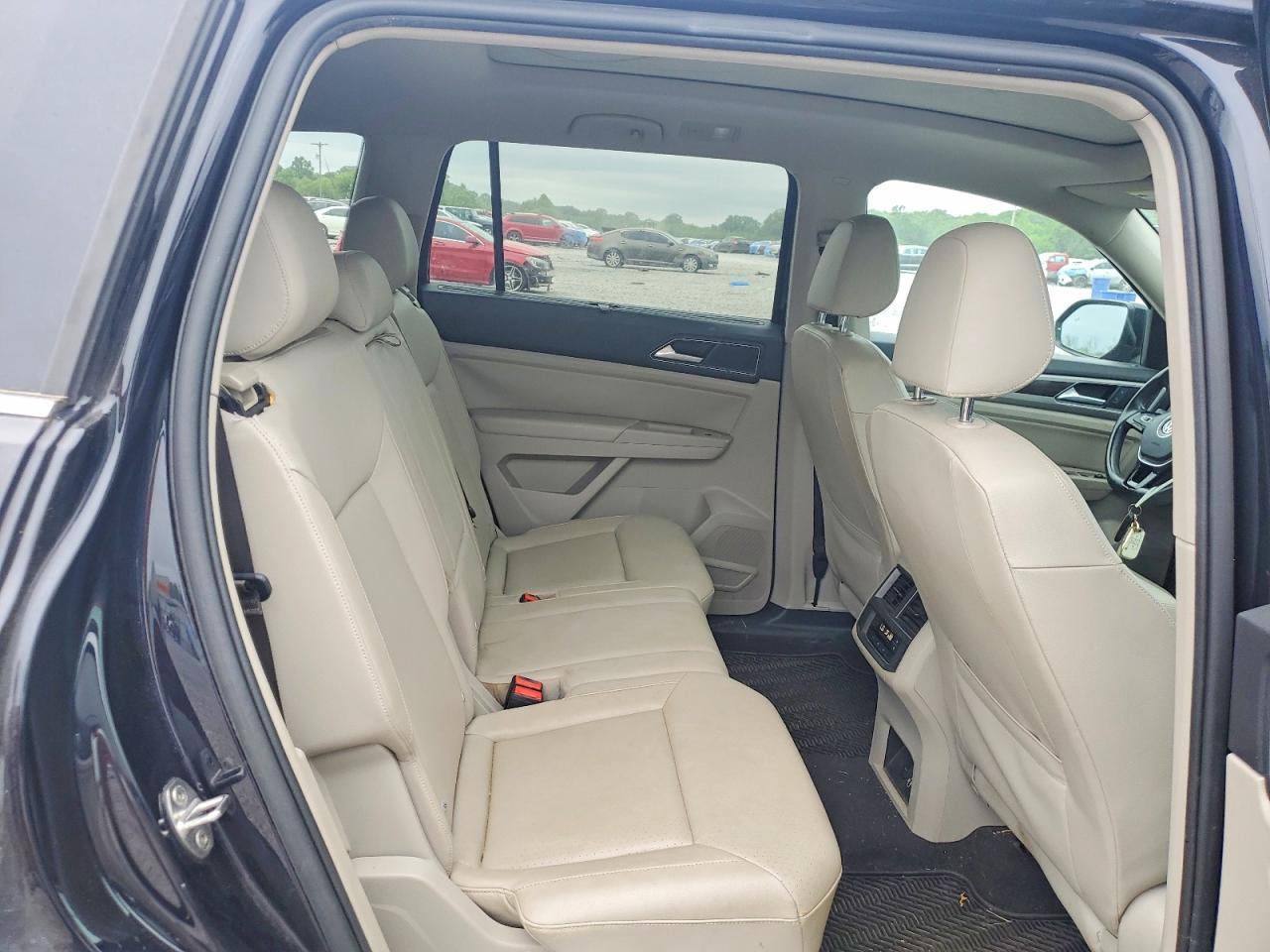 VOLKSWAGEN ATLAS
