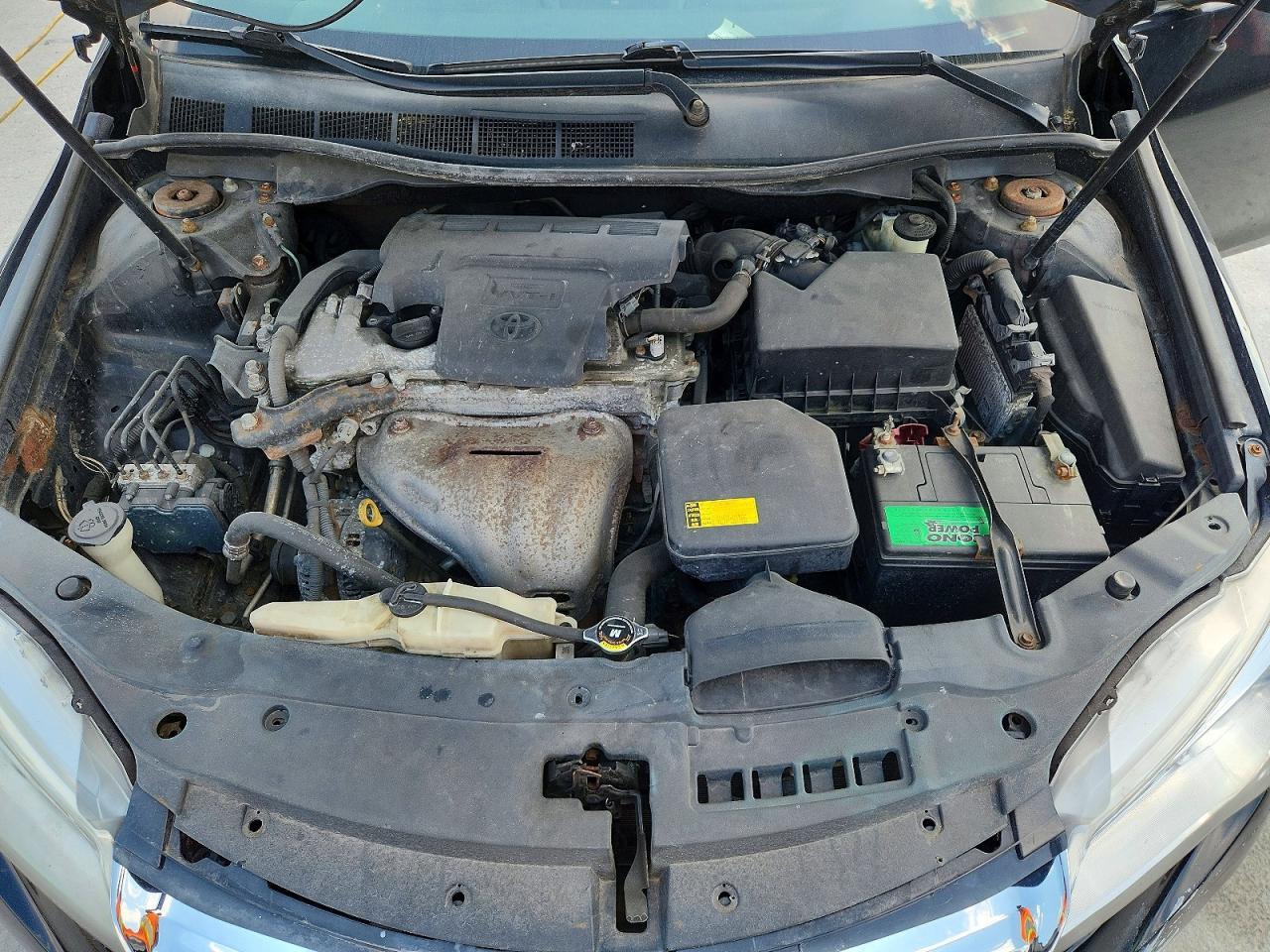 TOYOTA CAMRY