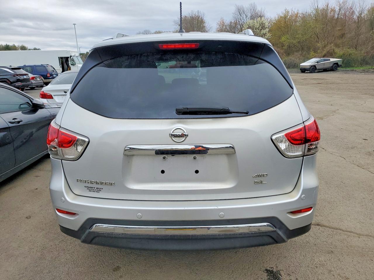 NISSAN PATHFINDER