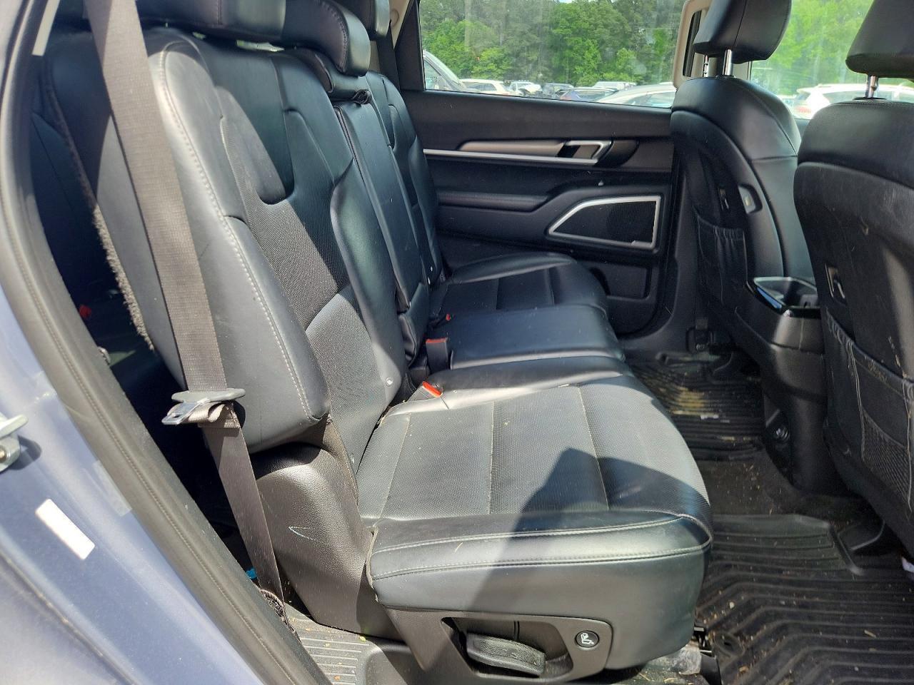 KIA TELLURIDE