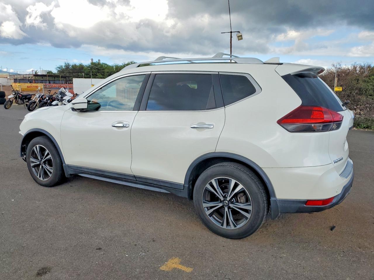 NISSAN ROGUE