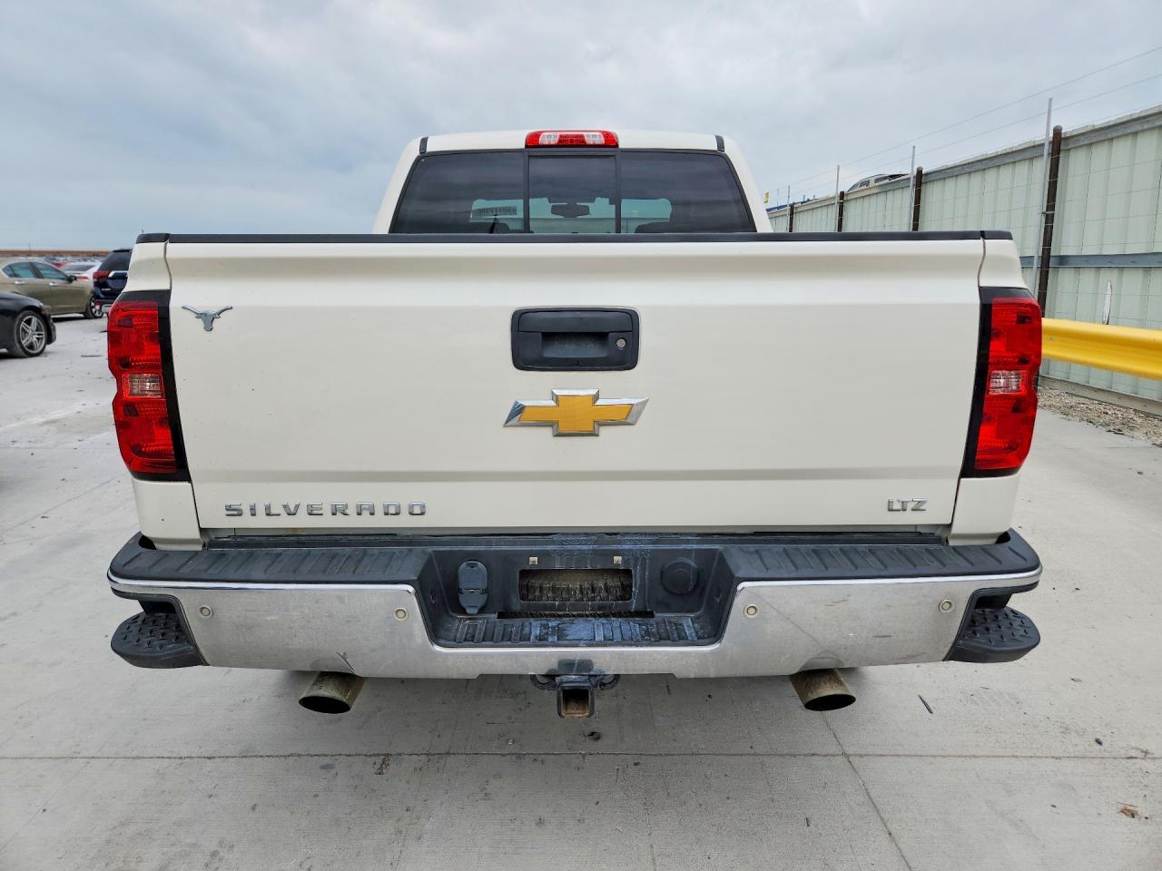 CHEVROLET SILVERADO